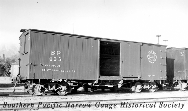 SP 435 [box car].jpg